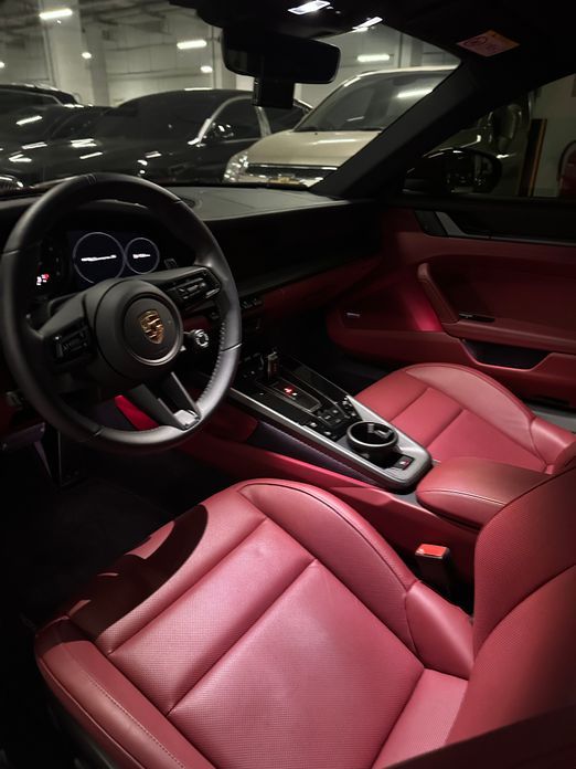 Porsche 911 2024