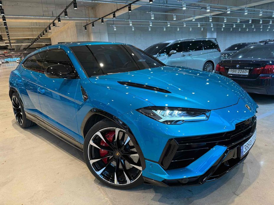Lamborghini Urus 2024