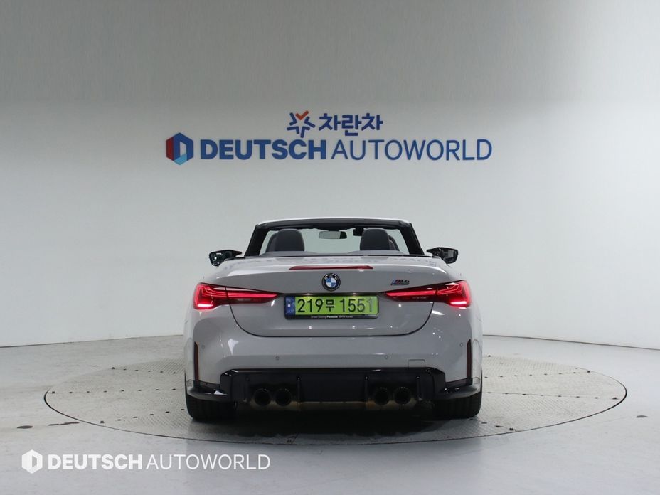 BMW M4 2025