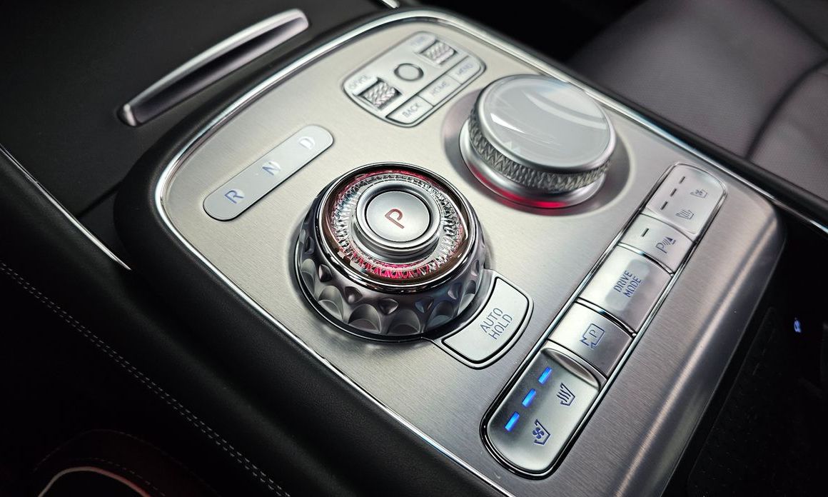 Genesis G90 2023