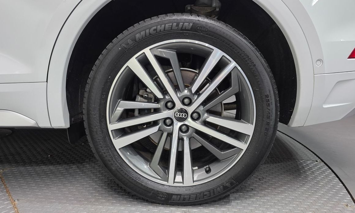 Audi Q5 2021