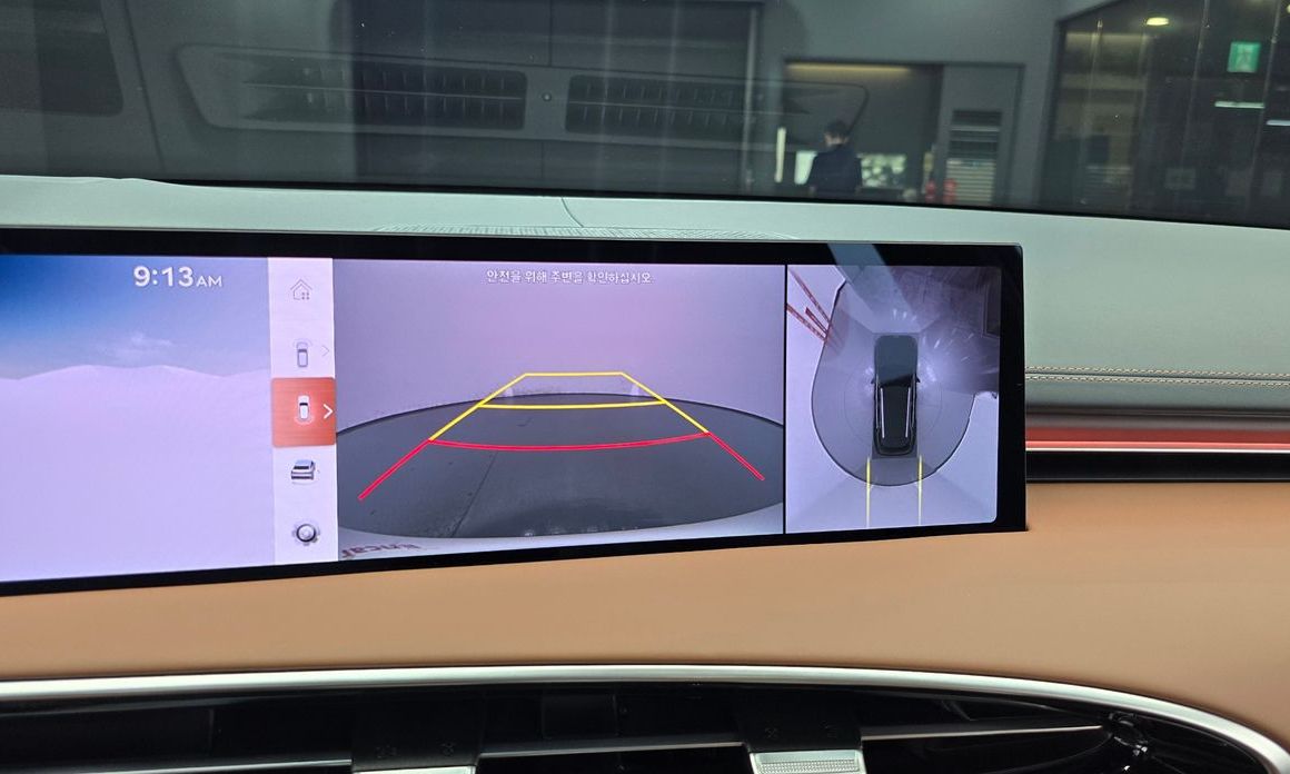 Genesis GV70 2025
