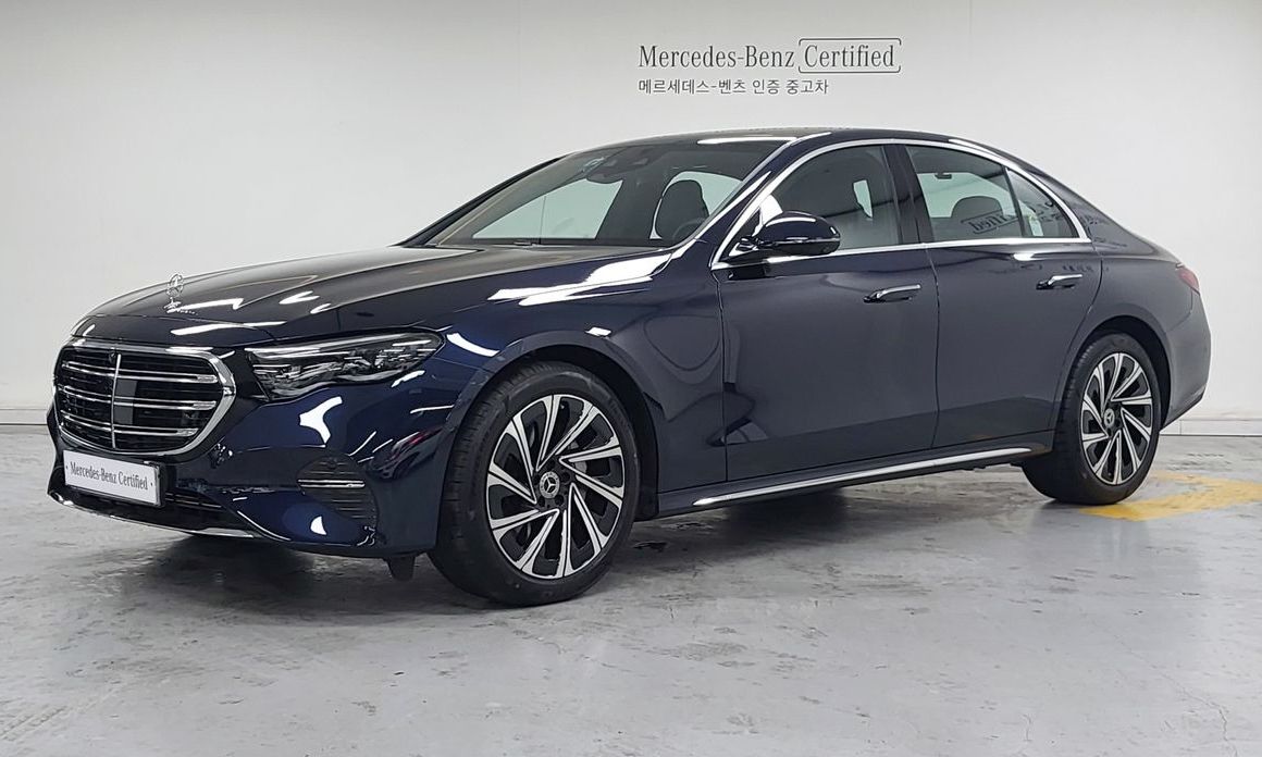 Mercedes-Benz E-Class 2025