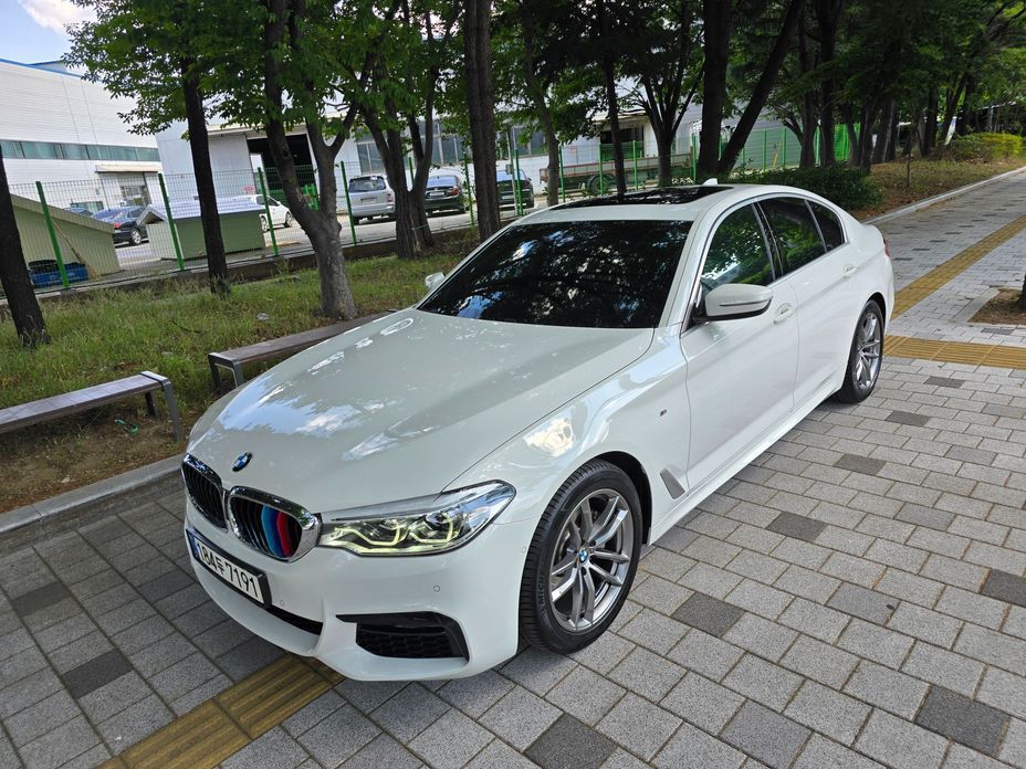 BMW 5-Series 2020