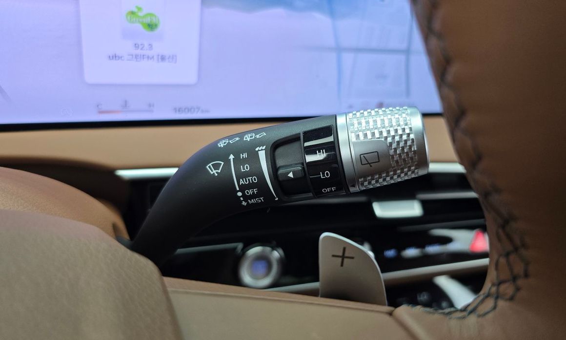 Genesis GV70 2025