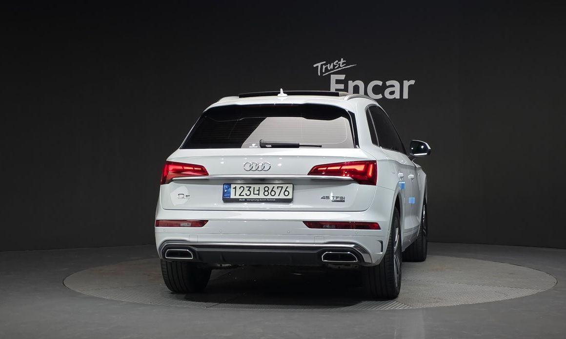 Audi Q5 2021