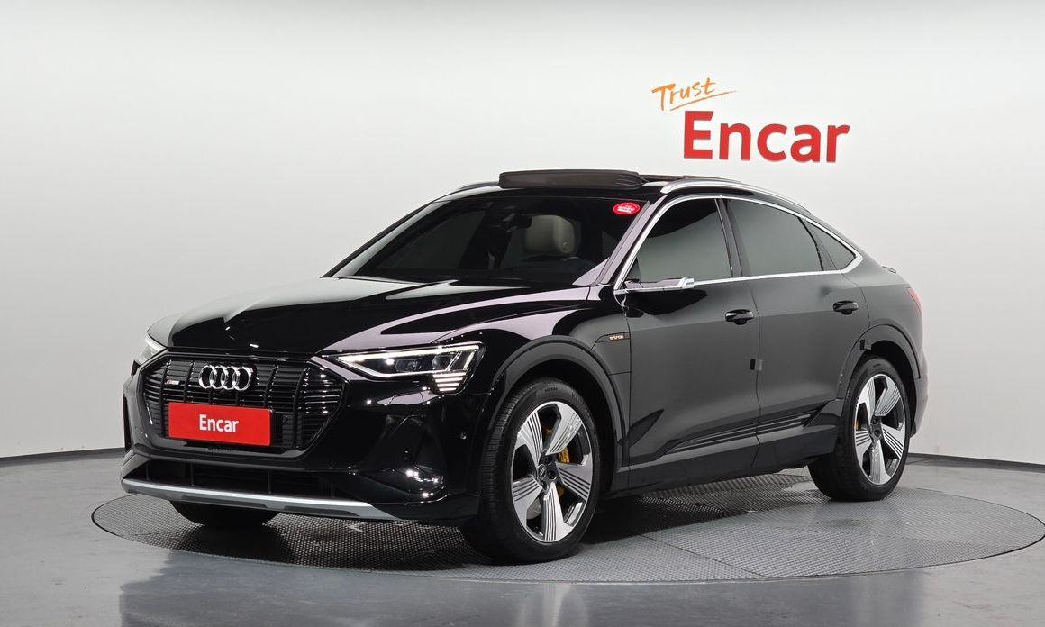 Audi e-tron 2022