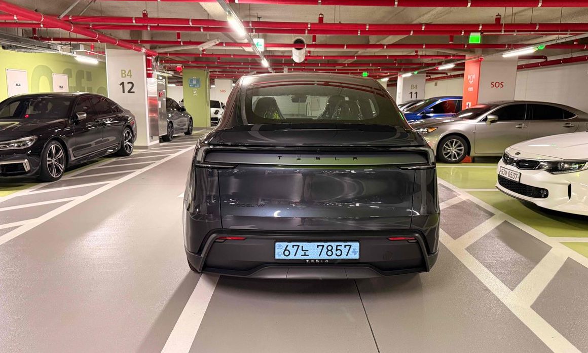 Tesla Model Y 2026