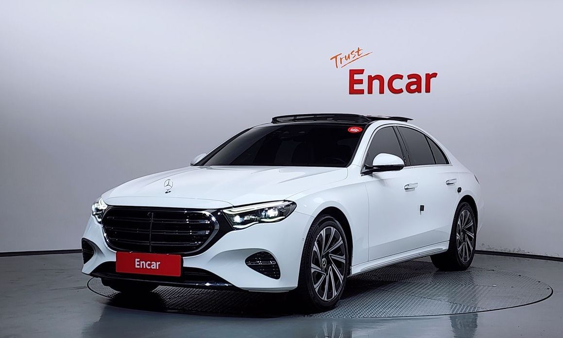 Mercedes-Benz E-Class 2024