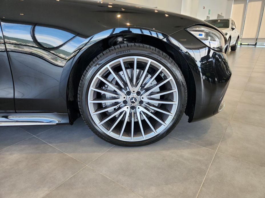 Mercedes-Benz S-Class 2026