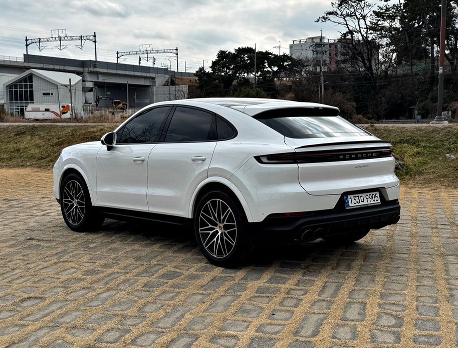 Porsche Cayenne 2024