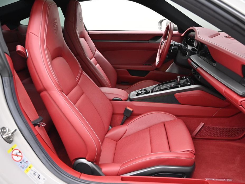 Porsche 911 2024