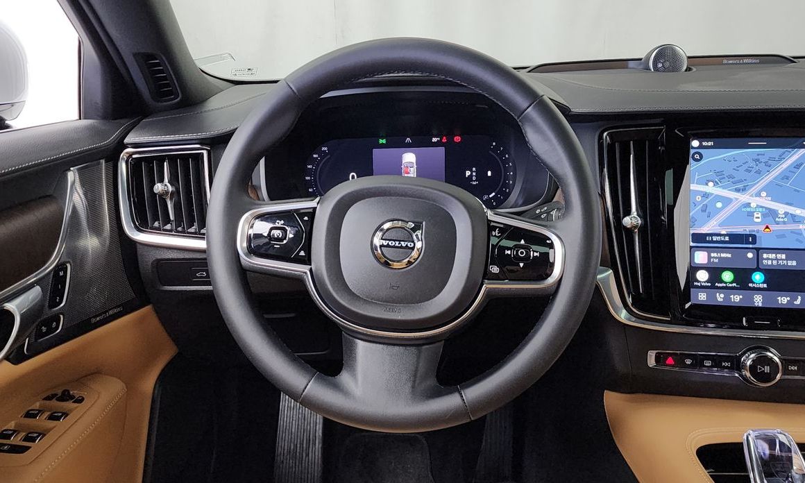 Volvo S90 2023