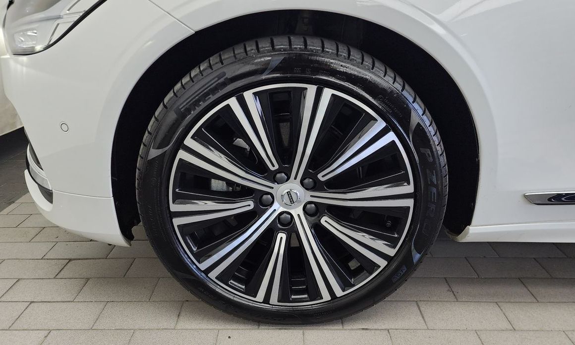 Volvo S90 2023
