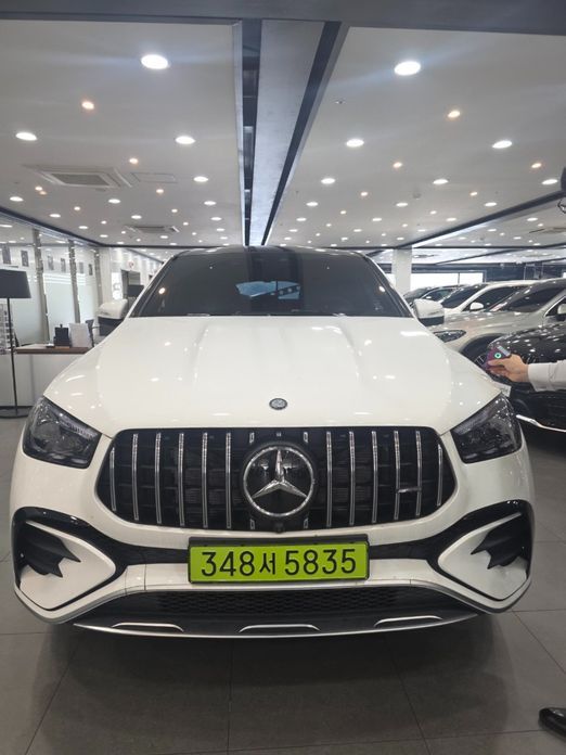 Mercedes-Benz GLE-Class 2025