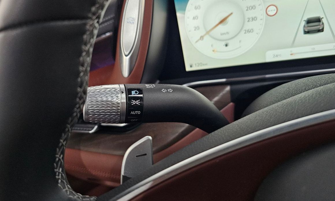 Genesis G90 2023