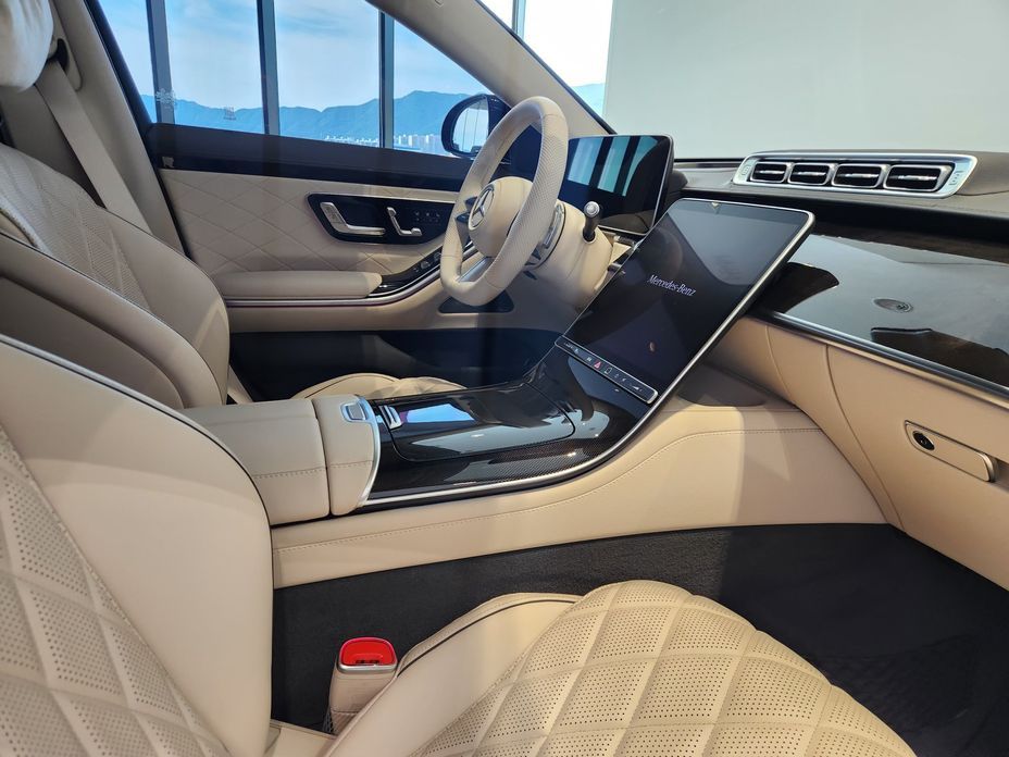 Mercedes-Benz S-Class 2026