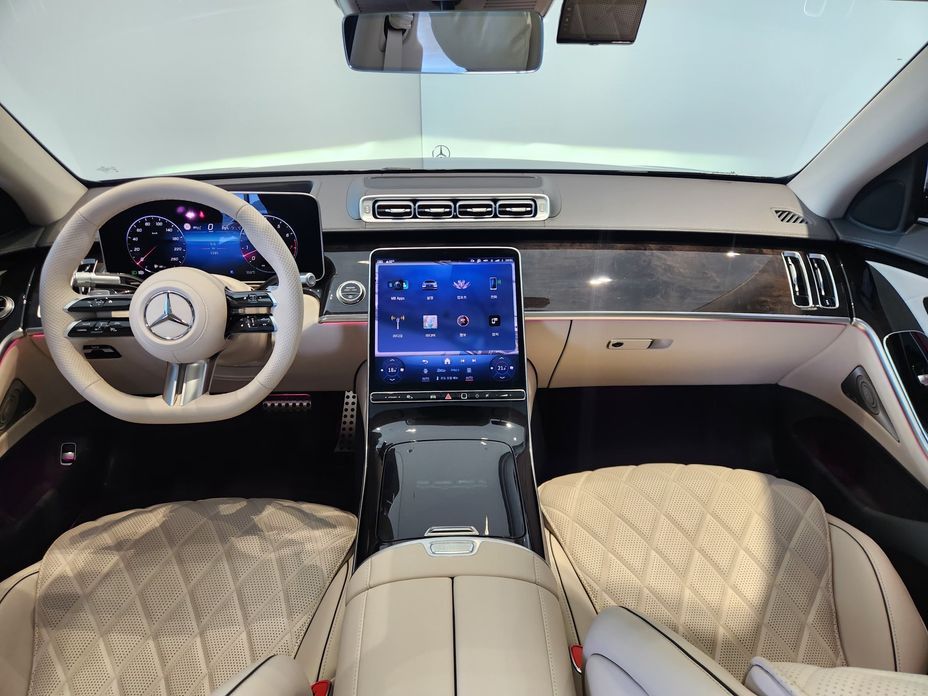 Mercedes-Benz S-Class 2026