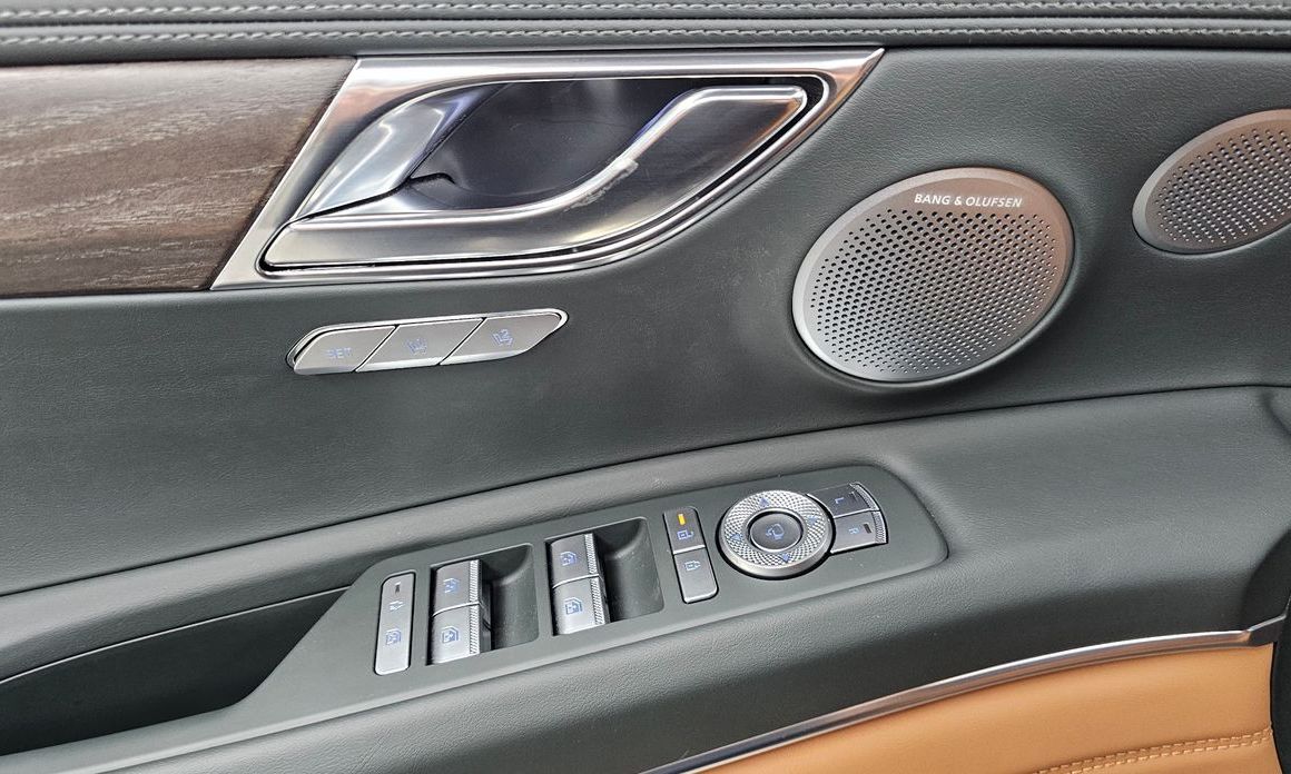 Genesis GV80 2025