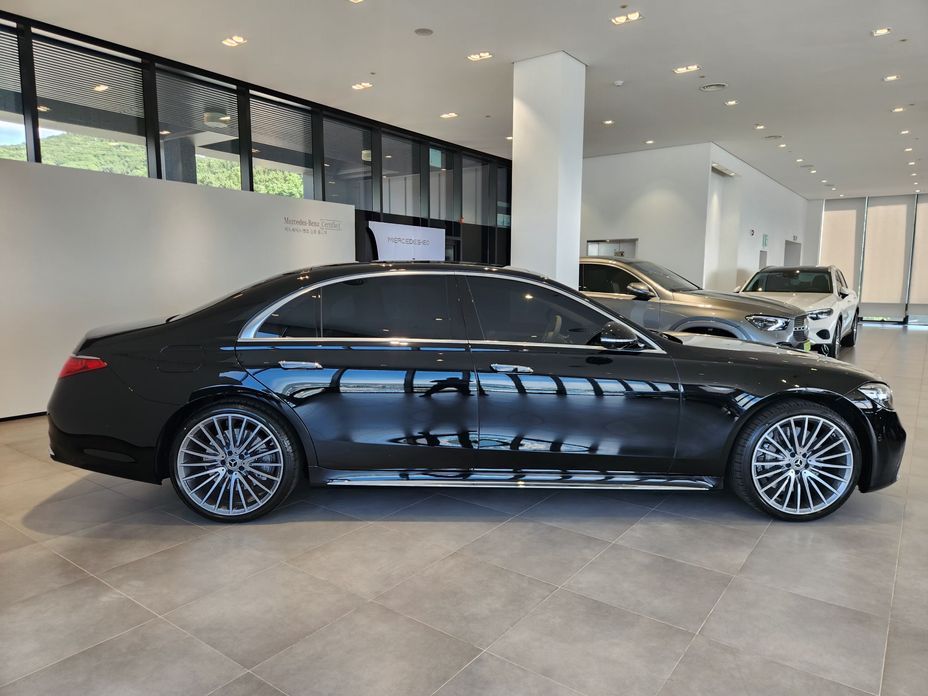 Mercedes-Benz S-Class 2026