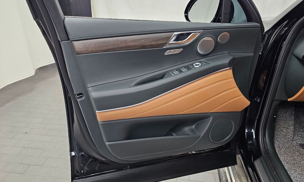 Genesis GV80 2025