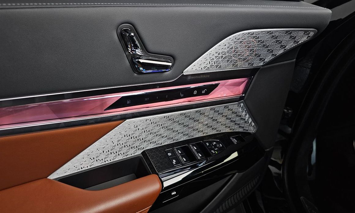 BMW 7-Series 2024