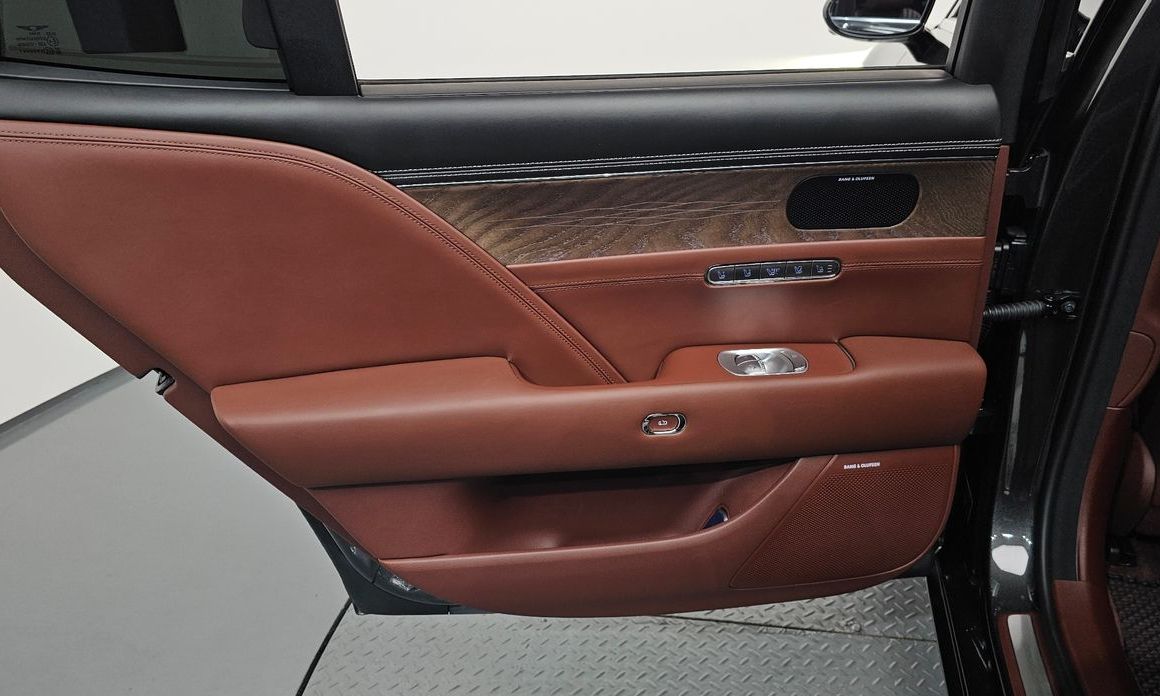 Genesis G90 2023