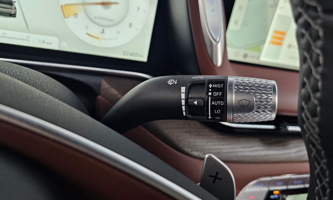Genesis G90 2023