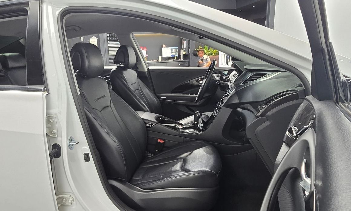 Hyundai Grandeur 2015