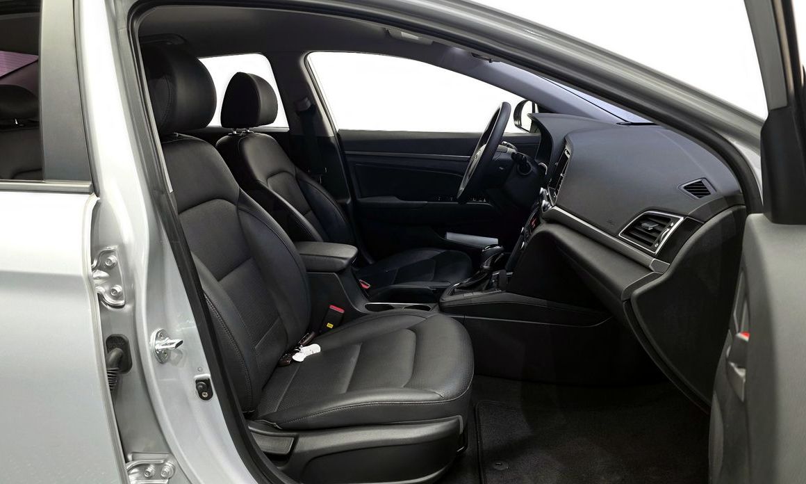 Hyundai AVANTE 2017