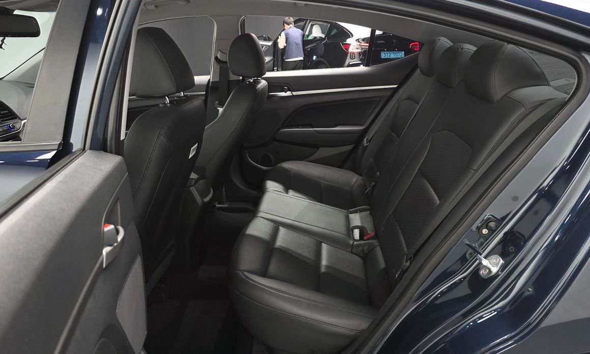 Hyundai AVANTE 2019