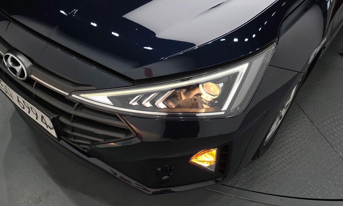 Hyundai AVANTE 2019