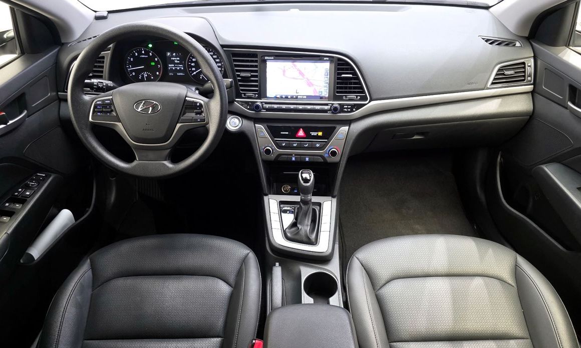 Hyundai AVANTE 2017
