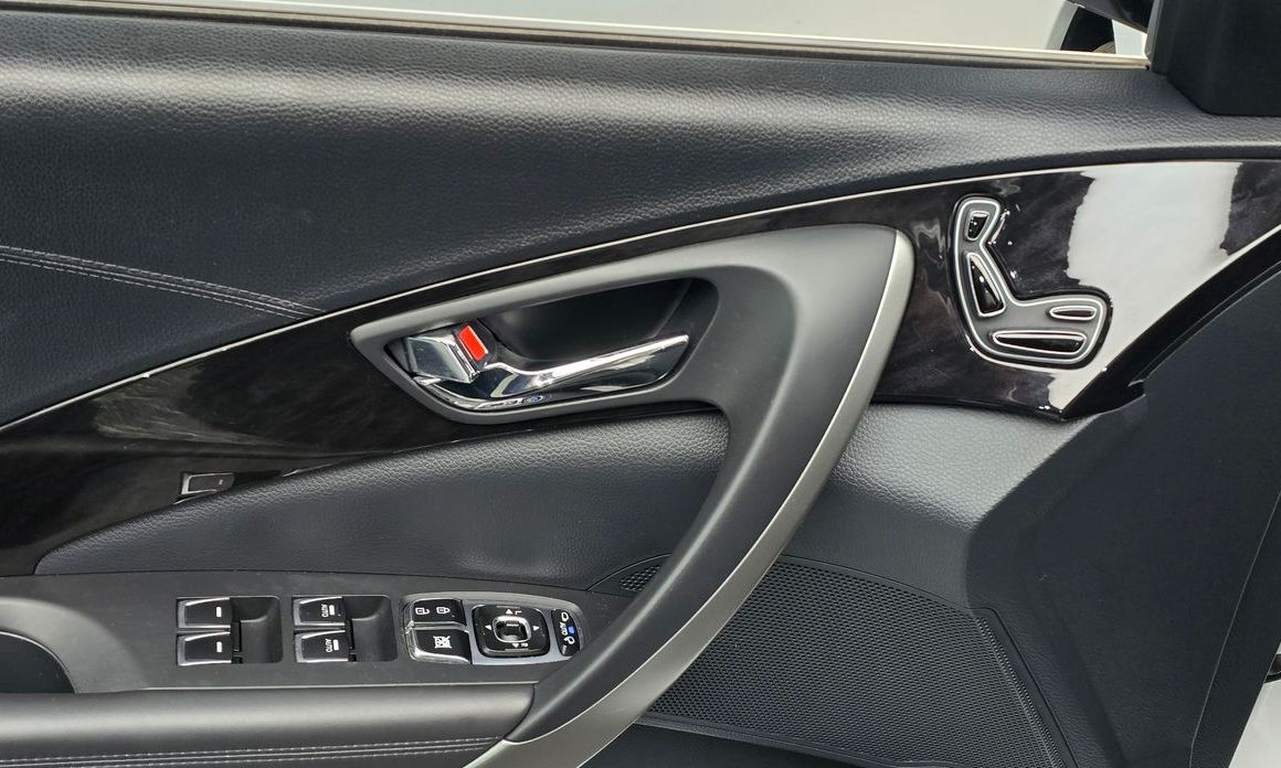 Hyundai Grandeur 2015