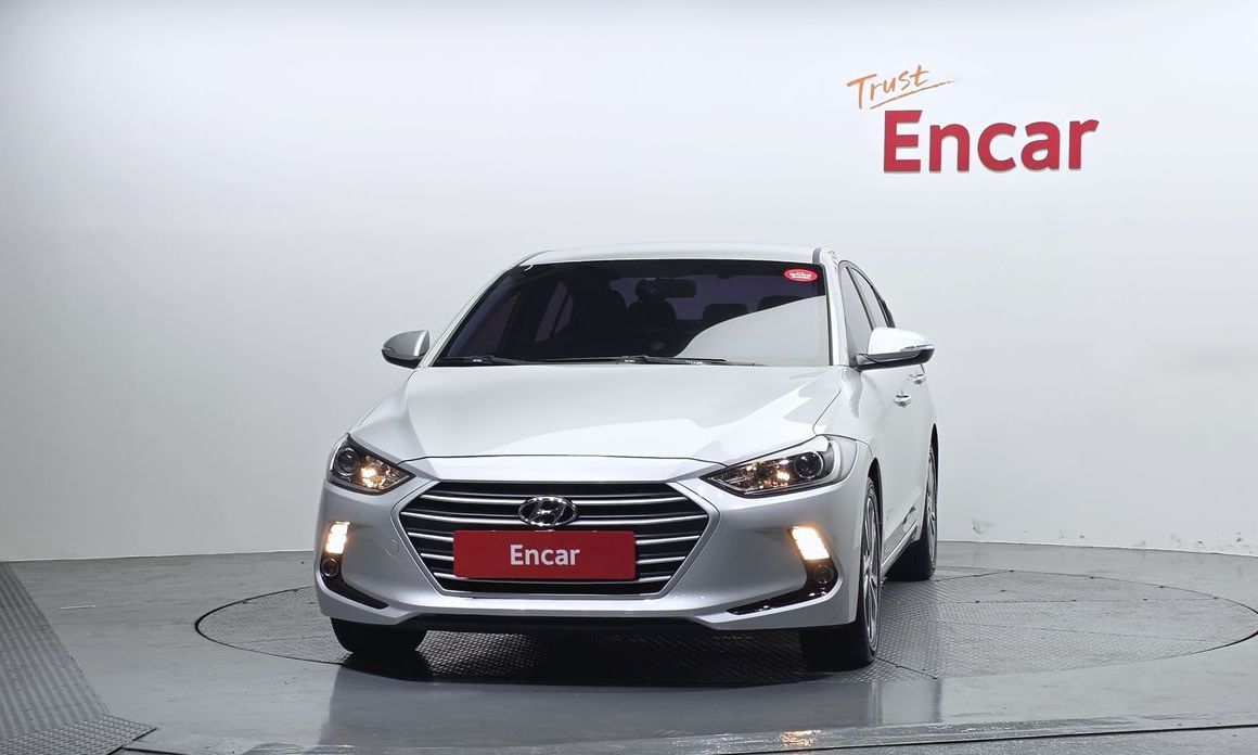 Hyundai AVANTE 2017