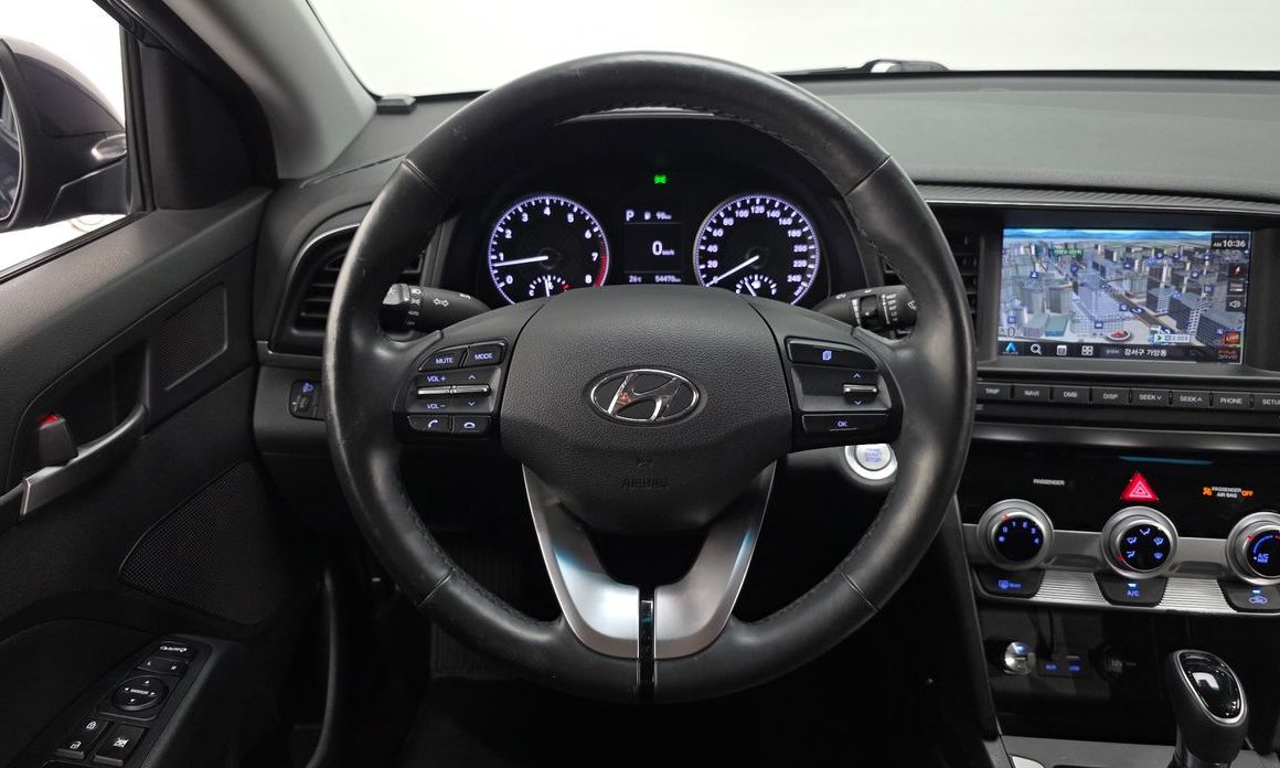 Hyundai AVANTE 2019