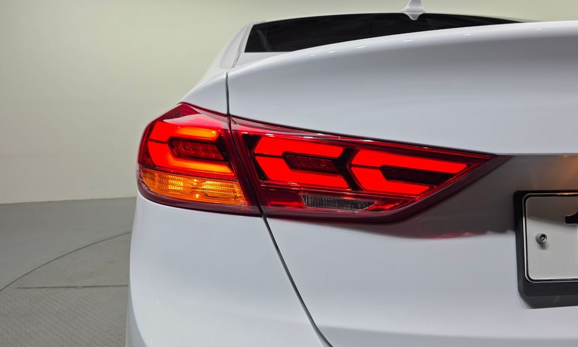 Hyundai AVANTE 2018