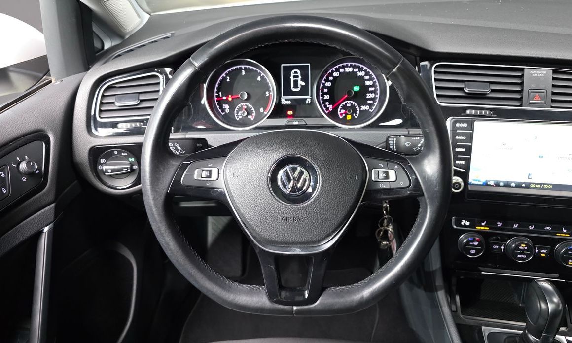 Volkswagen Golf 2016
