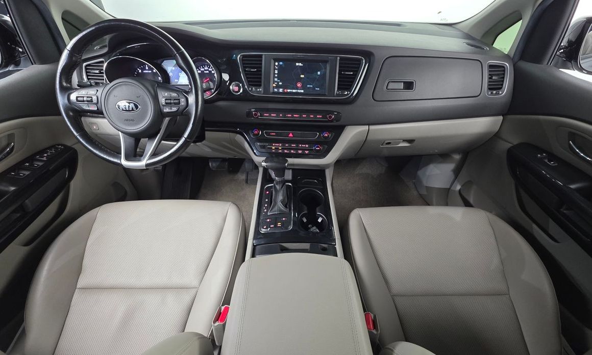 Kia Canival 2018