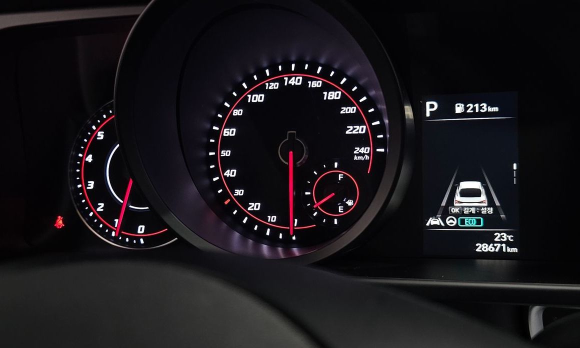 Hyundai AVANTE 2021