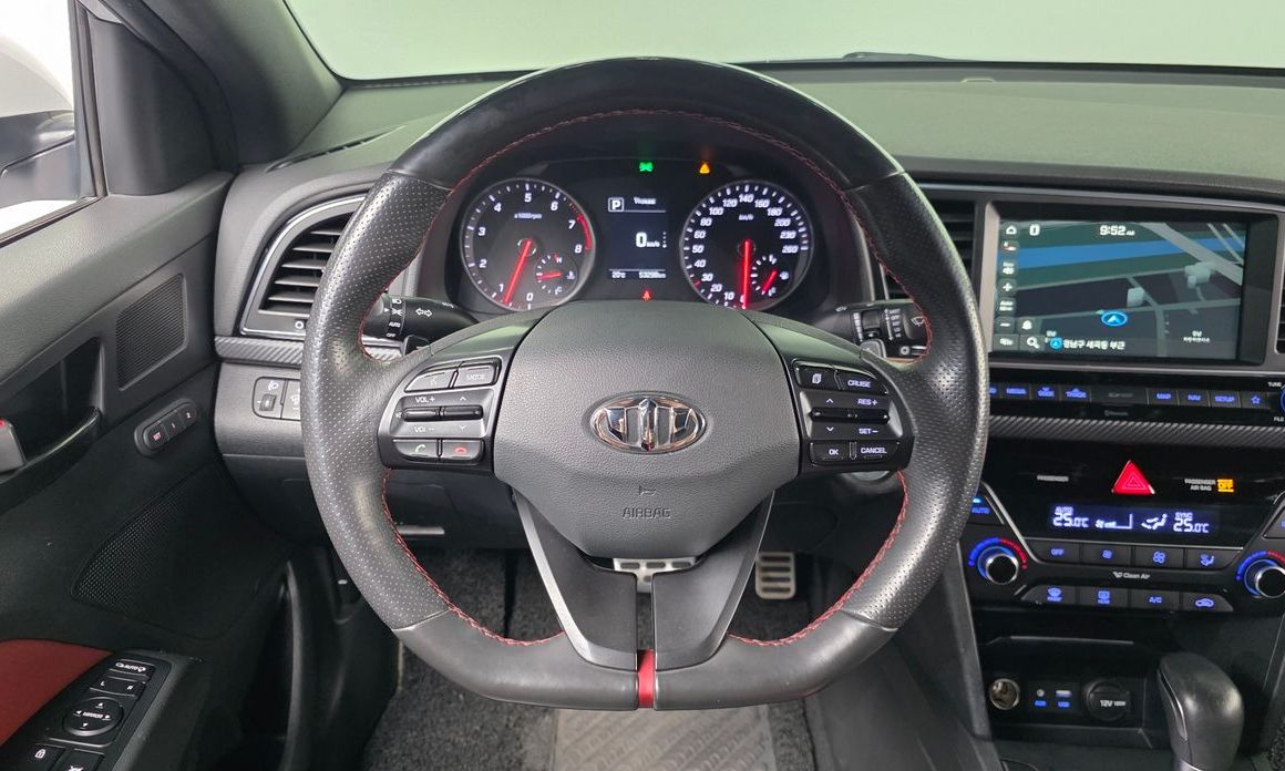 Hyundai AVANTE 2018