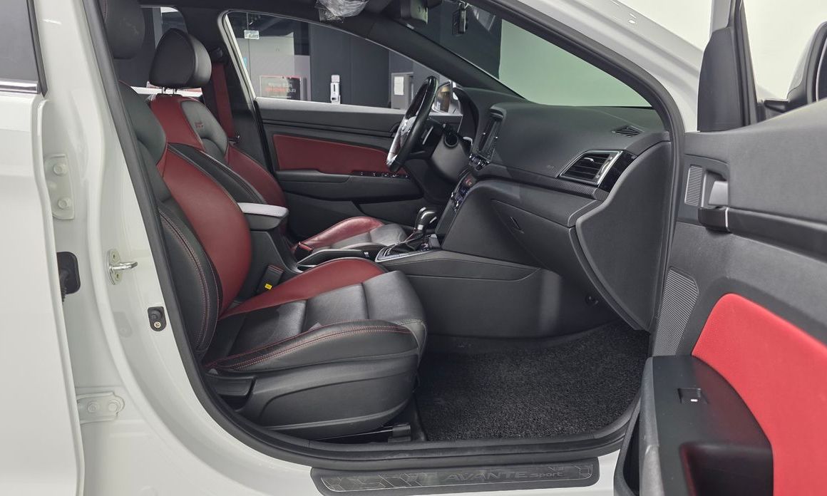 Hyundai AVANTE 2018