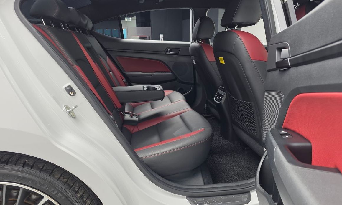 Hyundai AVANTE 2018