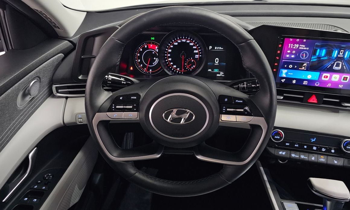 Hyundai AVANTE 2021