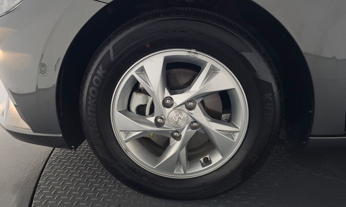 Hyundai AVANTE 2021
