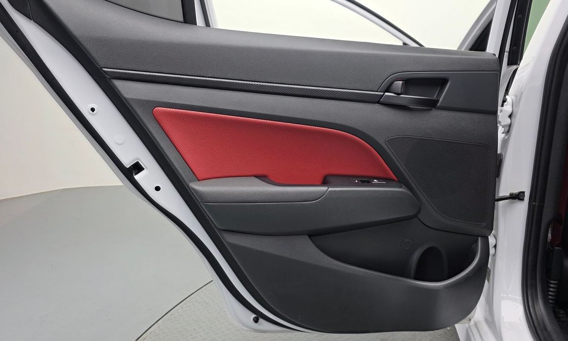 Hyundai AVANTE 2018