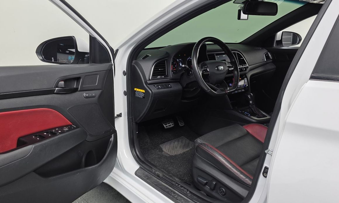Hyundai AVANTE 2018