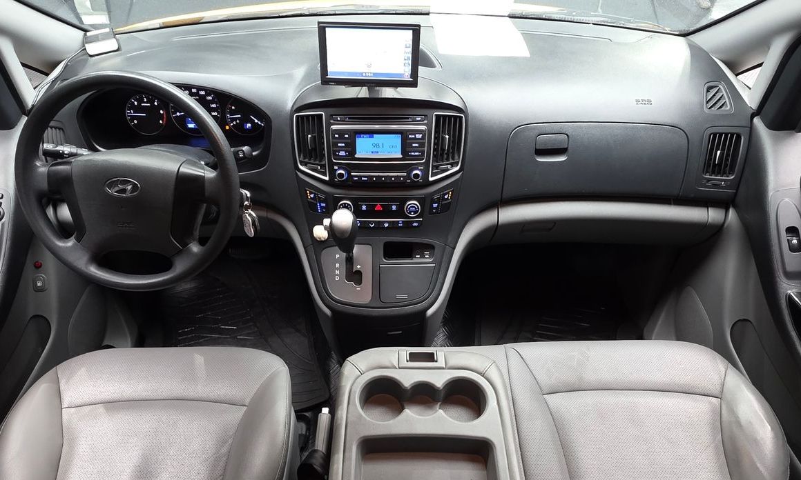 Hyundai Starex 2019