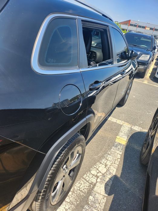 Jeep Cherokee 2021