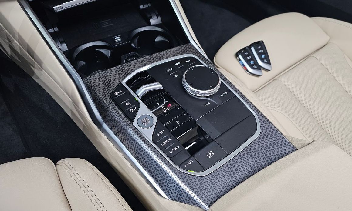 BMW 3-Series 2024